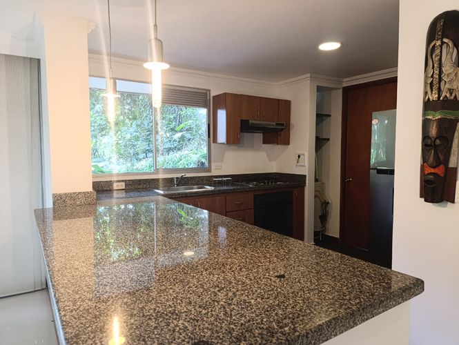 Apartamento de 1 alcoba en arriendo en Loma De Los Gonzalez, Medellín, 106 m² · foto 11 de 20