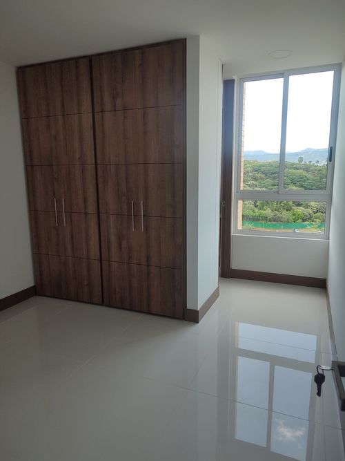 Apartamento de 3 alcobas en venta en Ciudad Jardin, Cali, 147 m² · foto 11 de 17