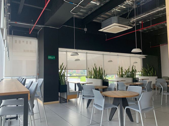 Oficina en arriendo en El Diamante 2, Medellín, 405 m² · foto 13 de 14