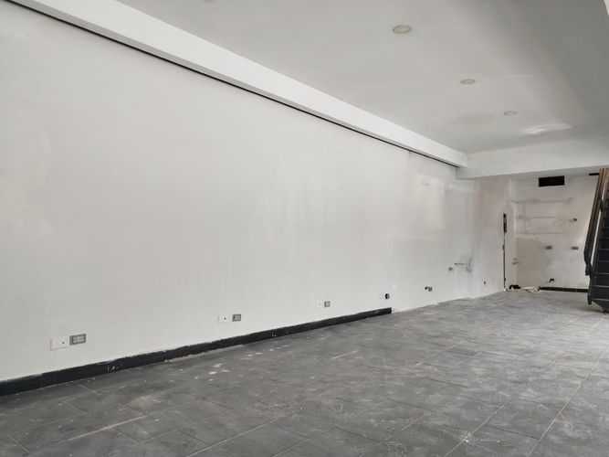Local en arriendo en Los Naranjos, Medellín, 110 m² · foto 12 de 13