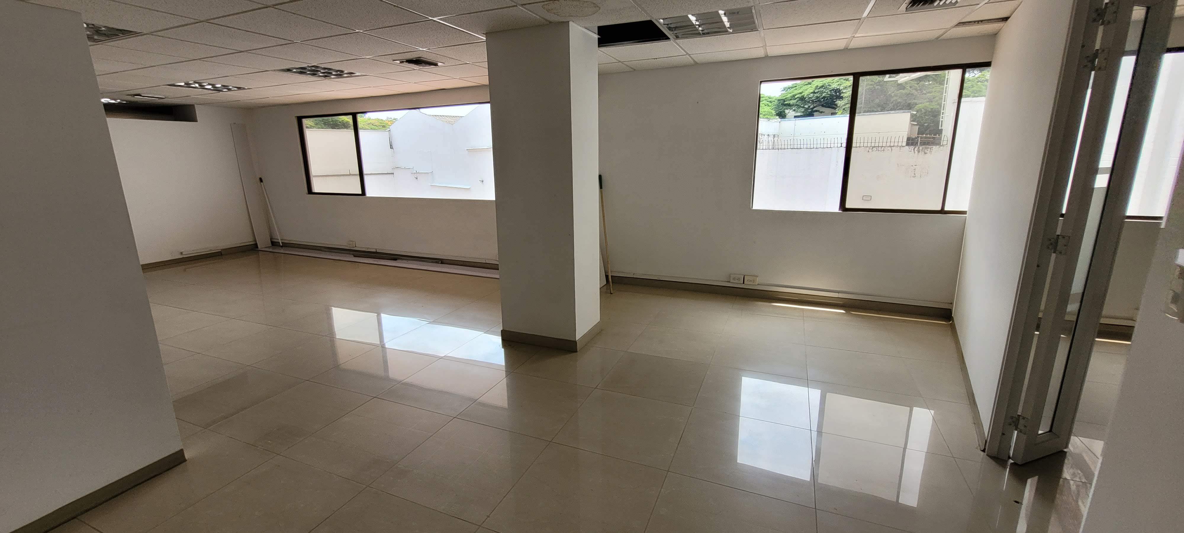 Office for rent in Santa monica, Cali