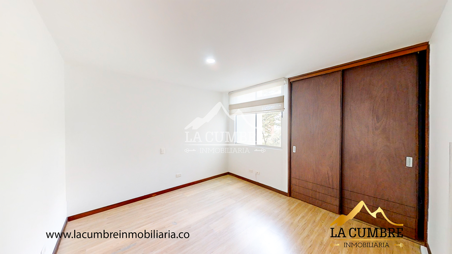 Apartamento de 2 alcobas en arriendo en La Calera, Medellín, 136 m² · foto 10 de 15