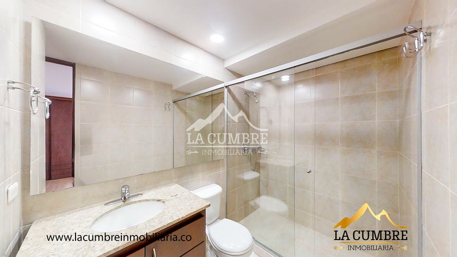 Apartamento de 2 alcobas en arriendo en La Calera, Medellín, 136 m² · foto 11 de 15