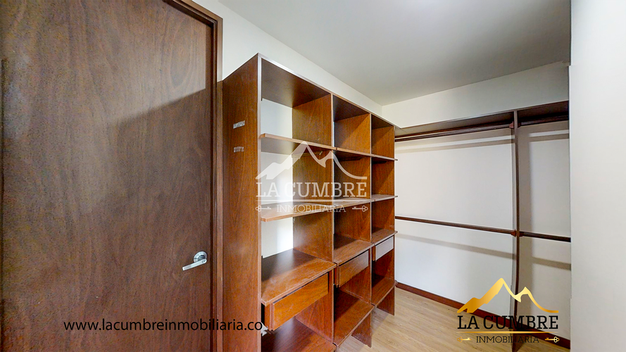 Apartamento de 2 alcobas en arriendo en La Calera, Medellín, 136 m² · foto 14 de 15