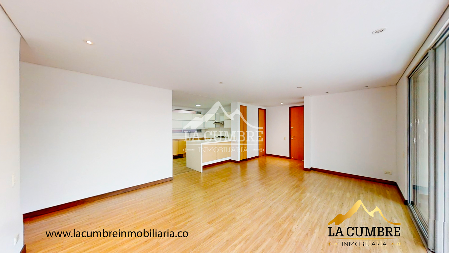 Apartamento en arriendo en Los Balsos No.2, Medellín · foto 4 de 15