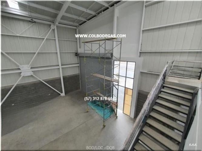 Bodega en venta en San Fernando, Dosquebradas, 545 m² · foto 2 de 19