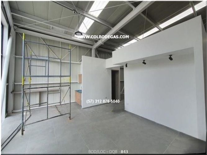Bodega en venta en San Fernando, Dosquebradas, 545 m² · foto 12 de 19