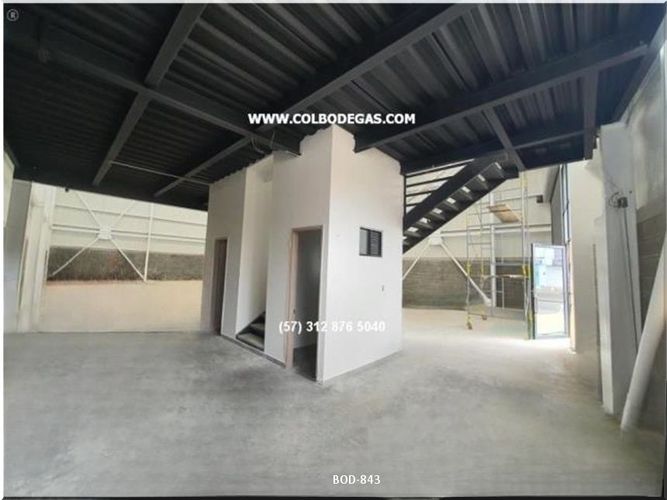 Bodega en venta en San Fernando, Dosquebradas, 545 m² · foto 13 de 19