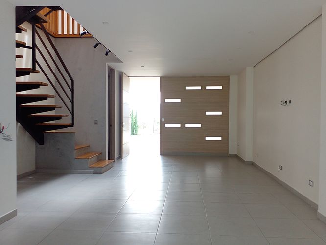 Casa de 3 alcobas en venta en Loma El Atravesado, Envigado, 284 m² · foto 10 de 19