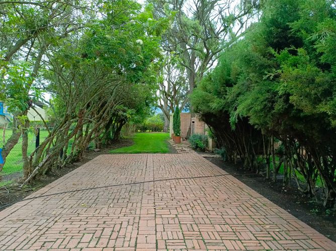 Lote en venta en Chuntame, Cajicá, 210 m² · foto 4 de 24