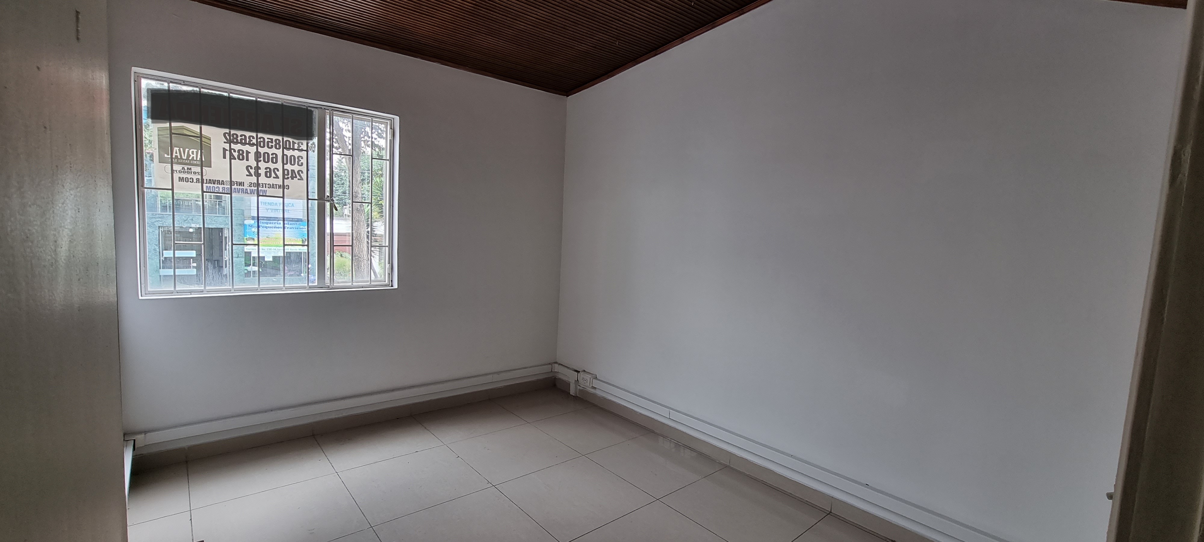Casa en venta en Modelia, Bogotá · foto 2 de 20