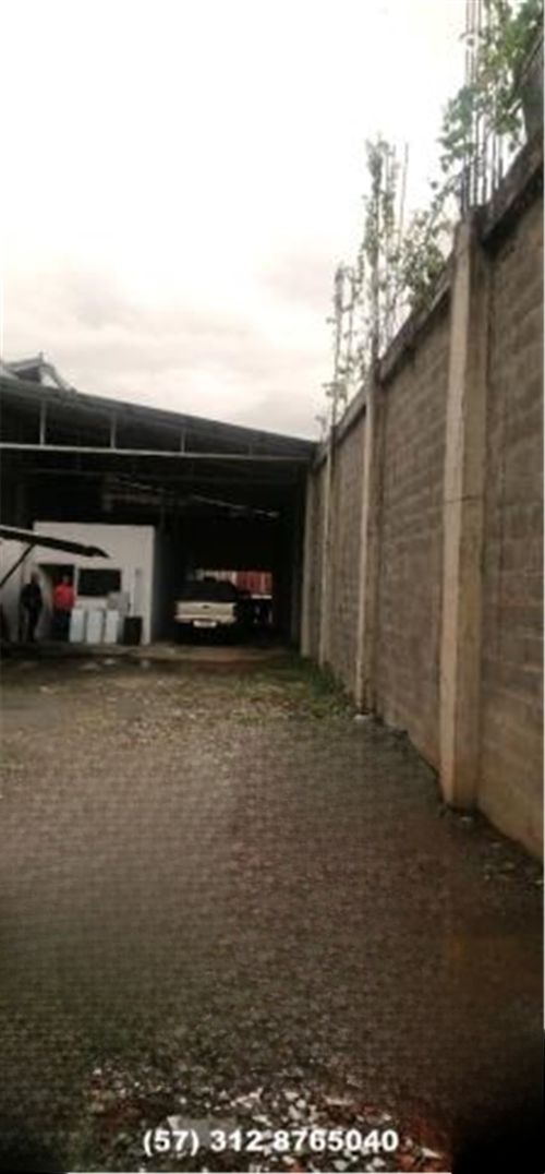 Bodega en venta en Centro, Pereira, 370 m² · foto 8 de 24