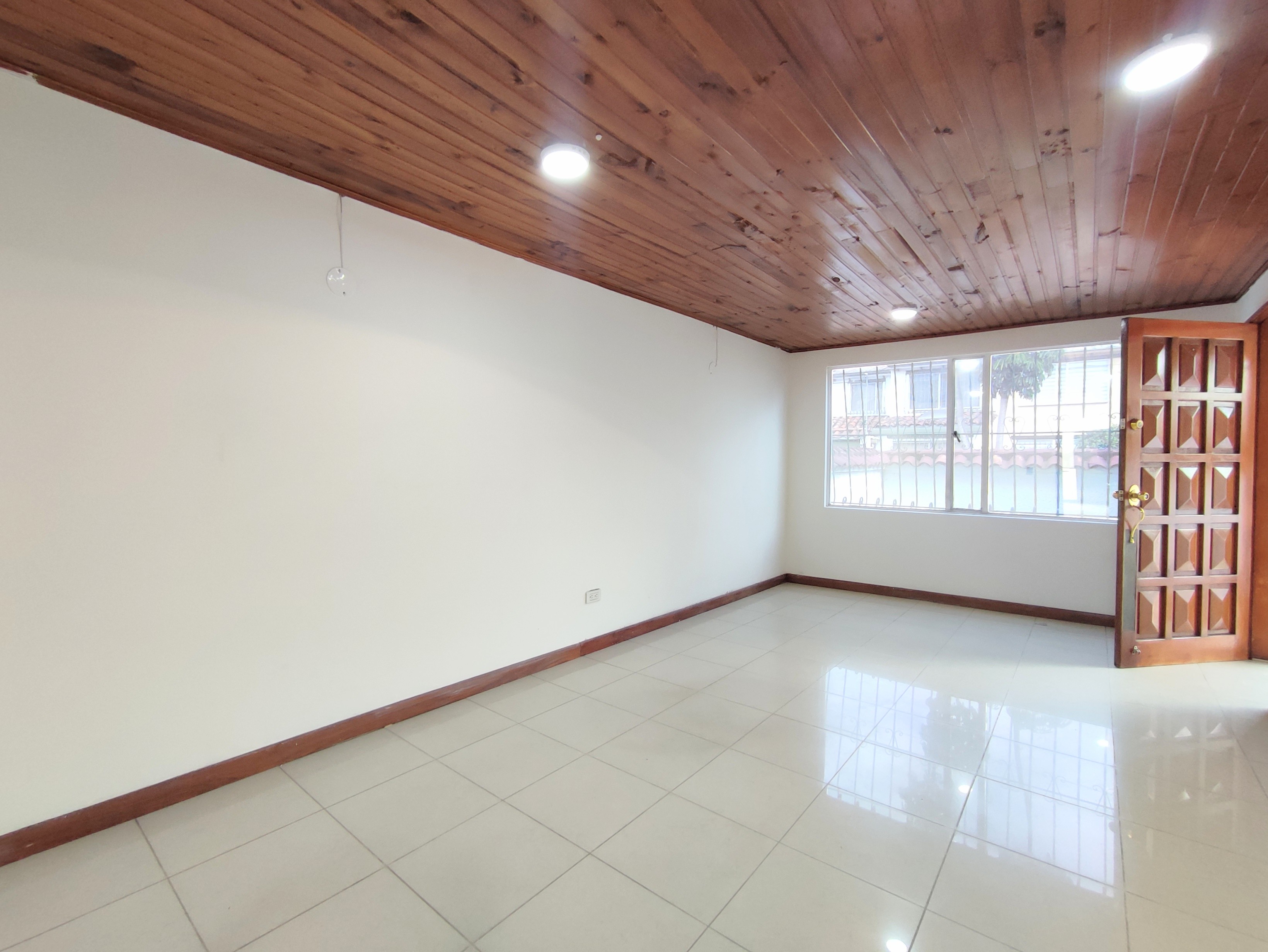 Casa en Arriendo en Villa del prado, Bogotá