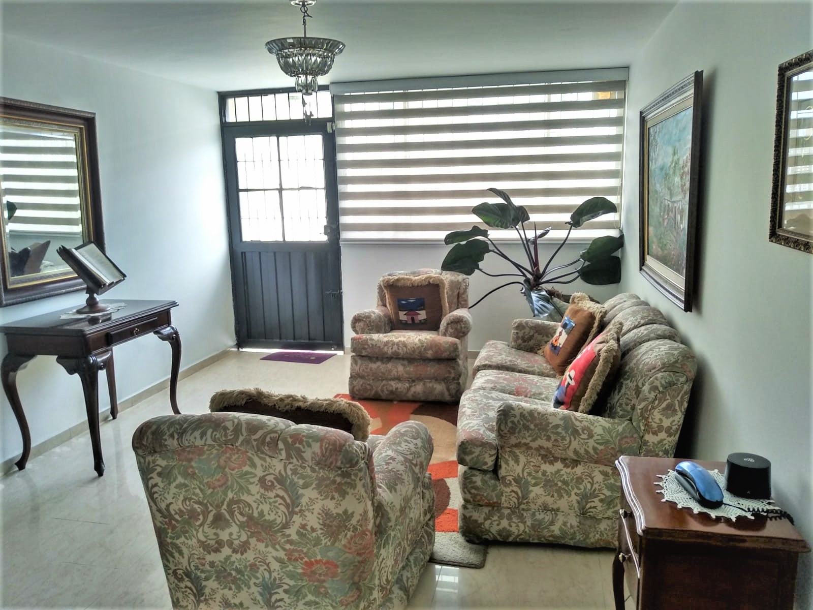 Casa en venta en San Nicolas, Bogotá · foto 4 de 24