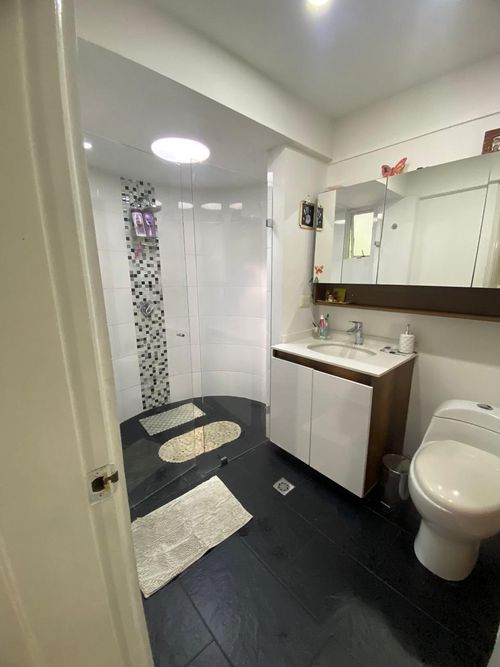 Casa de 4 alcobas en venta en Loma Del Escobero, Envigado, 245 m² · foto 11 de 13