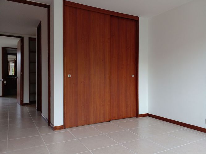 Apartamento de 3 alcobas en arriendo en San Lucas, Medellín, 132 m² · foto 6 de 19