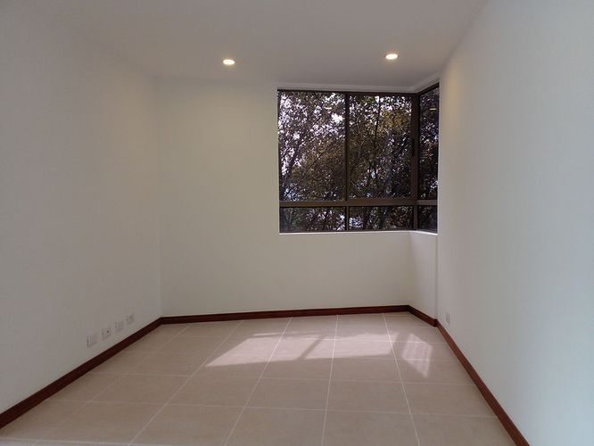 Apartamento de 3 alcobas en arriendo en San Lucas, Medellín, 132 m² · foto 18 de 19