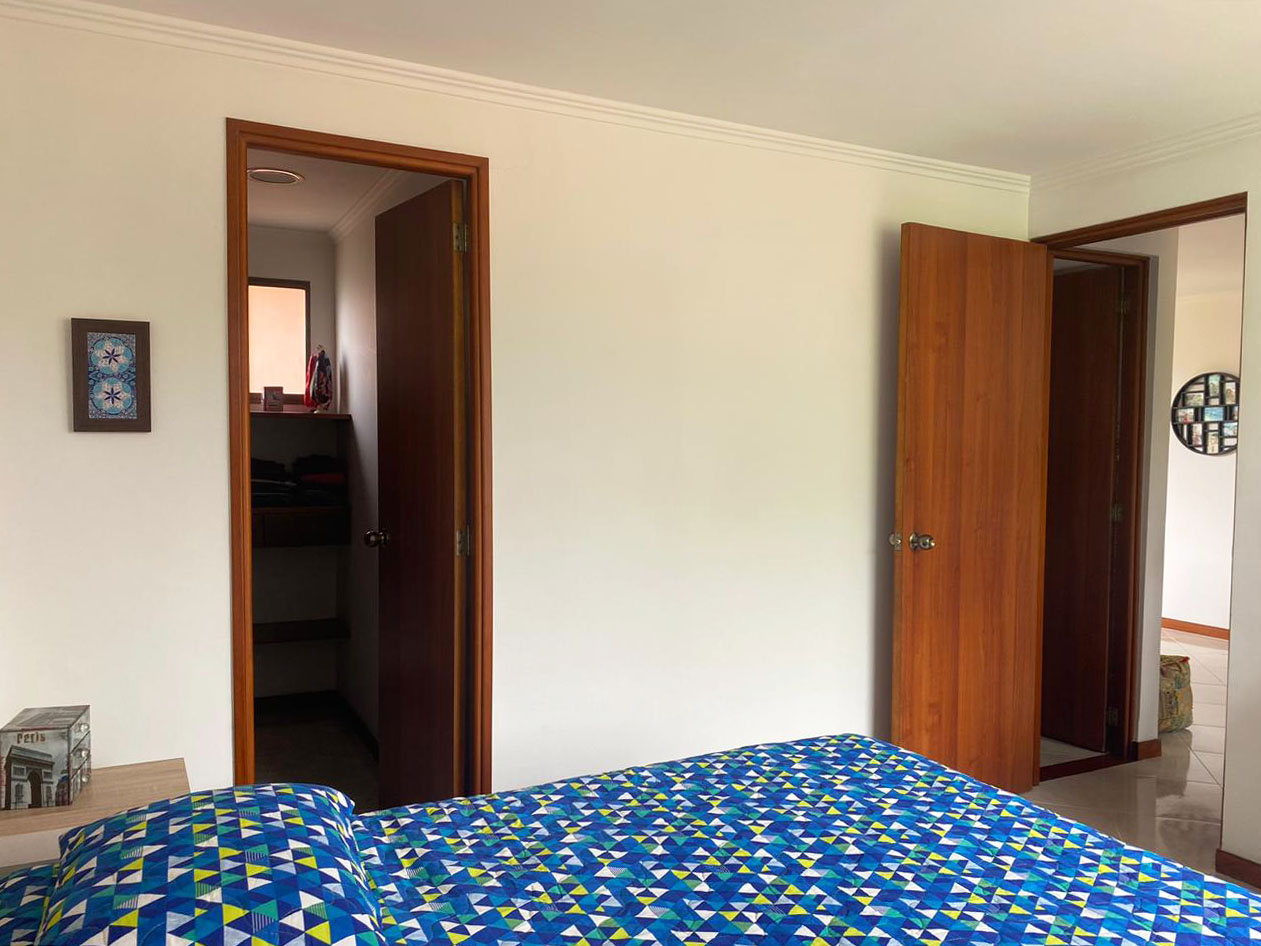Apartamento en arriendo en La Abadia, Envigado · foto 9 de 16