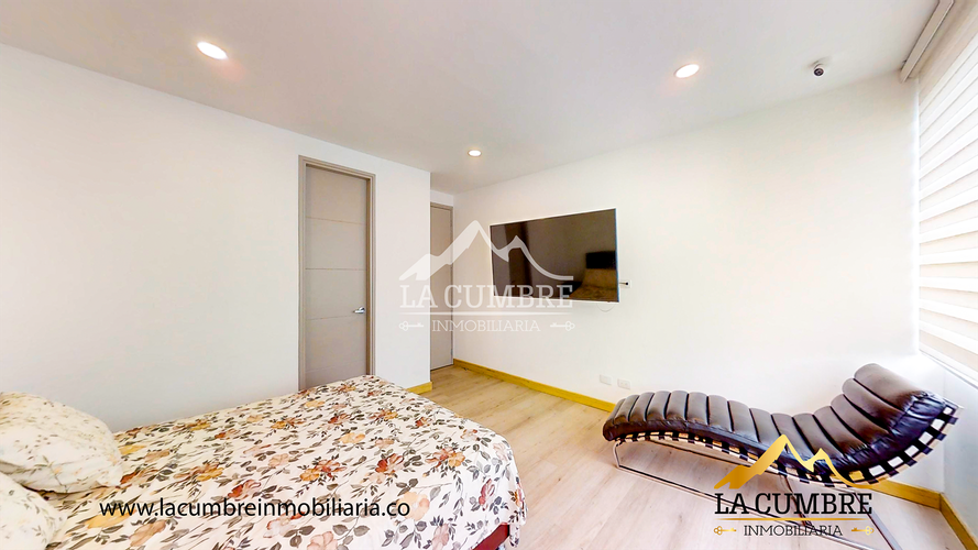 Apartamento de 3 alcobas en arriendo en La Calera, Medellín, 250 m² · foto 12 de 13