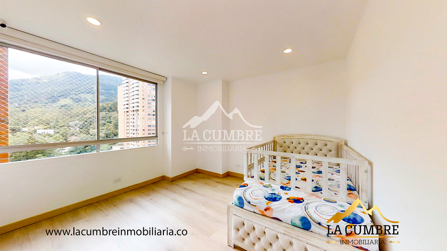 Apartamento de 3 alcobas en arriendo en La Calera, Medellín, 250 m² · foto 13 de 13