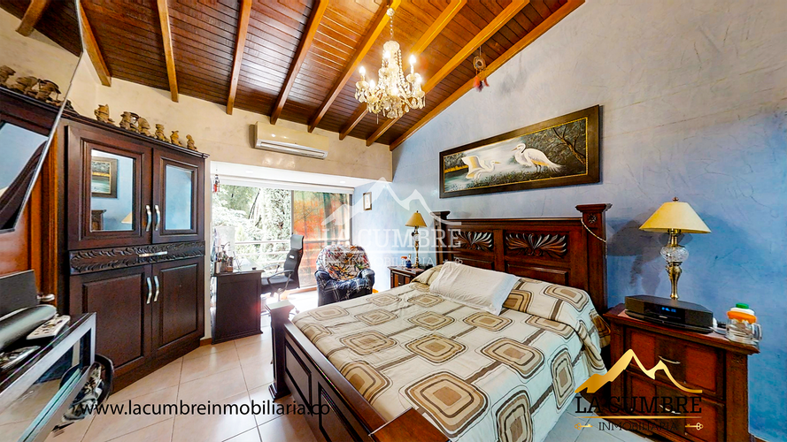 Casa de 3 alcobas en venta en Cumbres, Envigado, 280 m² · foto 8 de 12