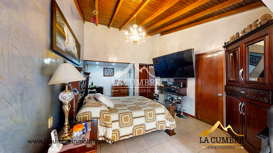 Casa de 3 alcobas en venta en Cumbres, Envigado, 280 m² · foto 9 de 12
