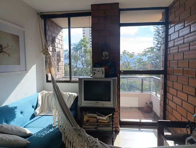 Apartamento de 3 alcobas en venta en El Diamante No.2, Medellín, 159 m² · foto 9 de 20