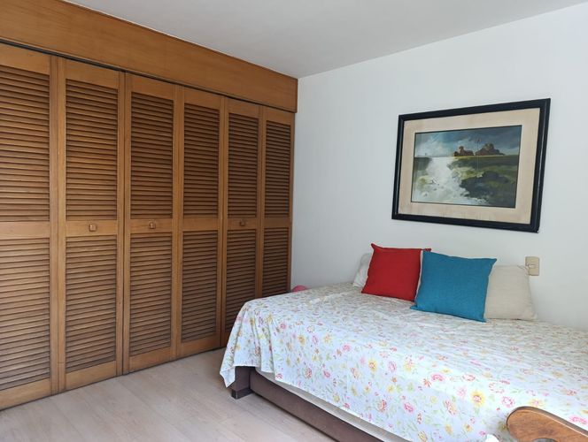 Apartamento de 3 alcobas en venta en El Diamante No.2, Medellín, 159 m² · foto 16 de 20
