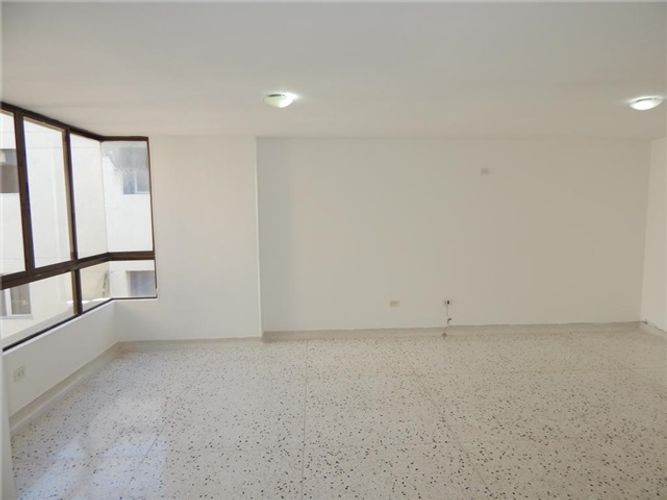 Apartamento de 3 alcobas en venta en Altos De Riomar, Barranquilla, 128 m² · foto 2 de 15