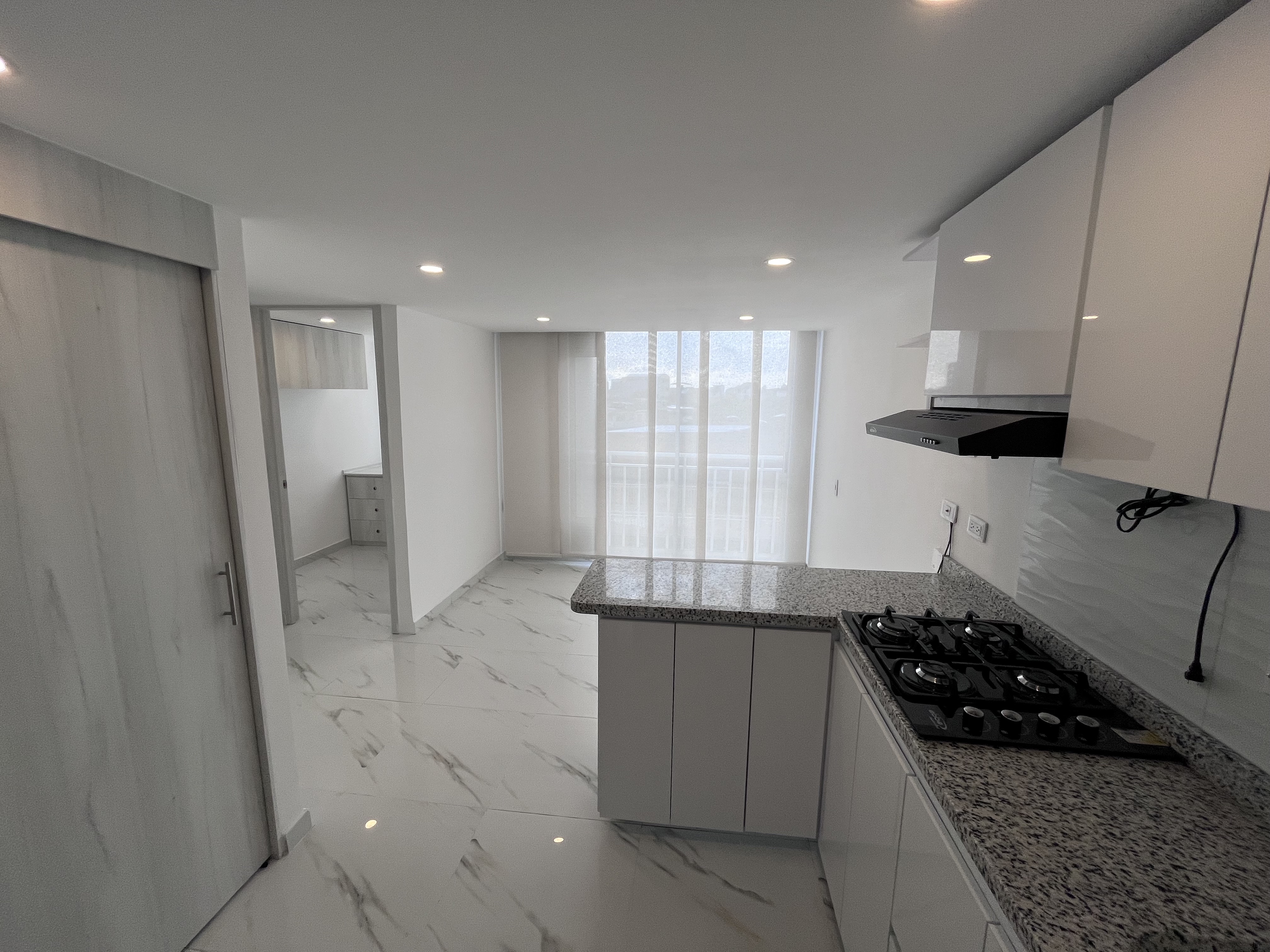 Apartamento en venta en Primavera Occidental - Puente Aranda, Bogotá · foto 4 de 17