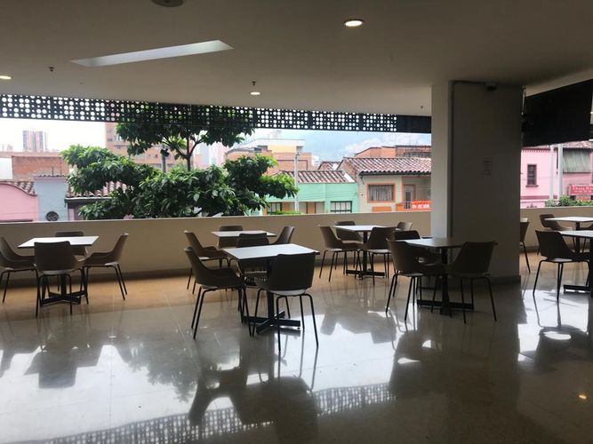 Local en venta en La Candelaria, Medellín, 5 m² · foto 3 de 7