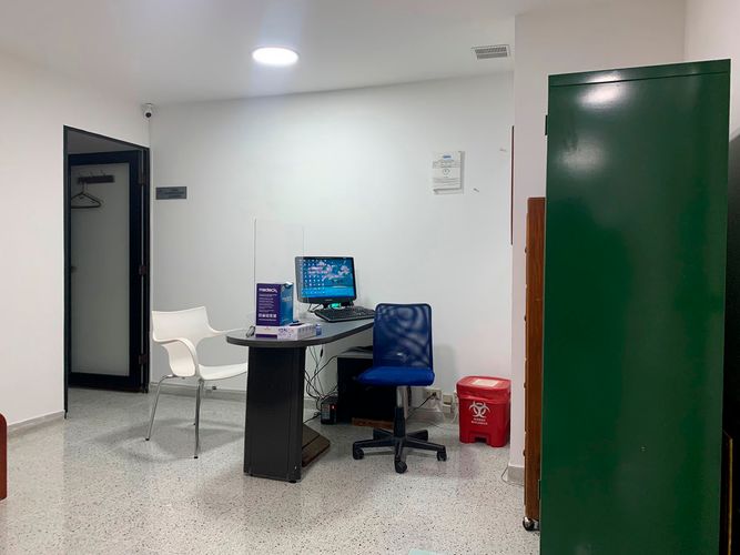 Consultorio en arriendo en Patio Bonito, Medellín, 27 m² · foto 3 de 6