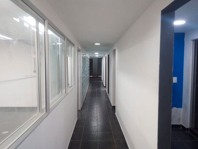 Bodega en venta en Campo Amor, Medellín, 990 m² · foto 8 de 20