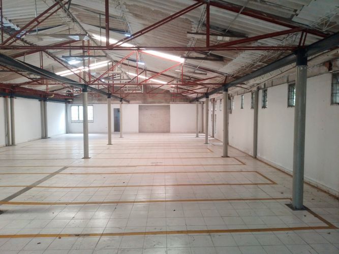 Bodega en venta en Campo Amor, Medellín, 990 m² · foto 10 de 20