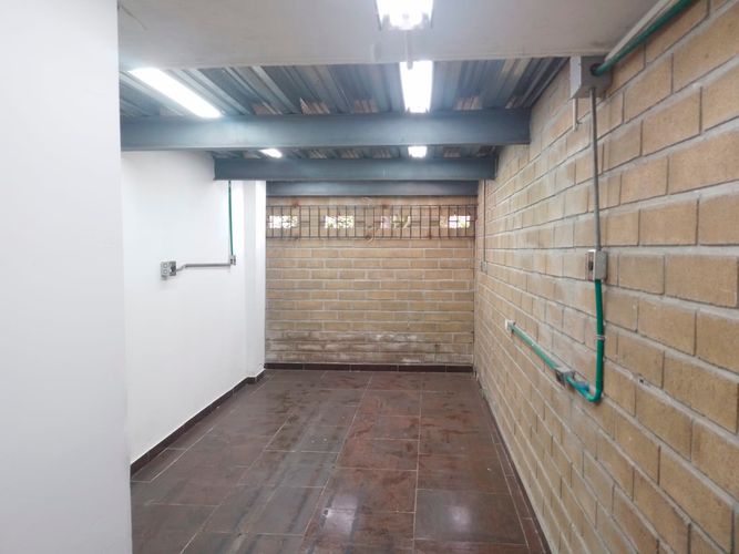 Bodega en venta en Campo Amor, Medellín, 990 m² · foto 14 de 20