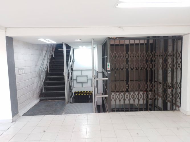 Bodega en venta en Campo Amor, Medellín, 990 m² · foto 17 de 20