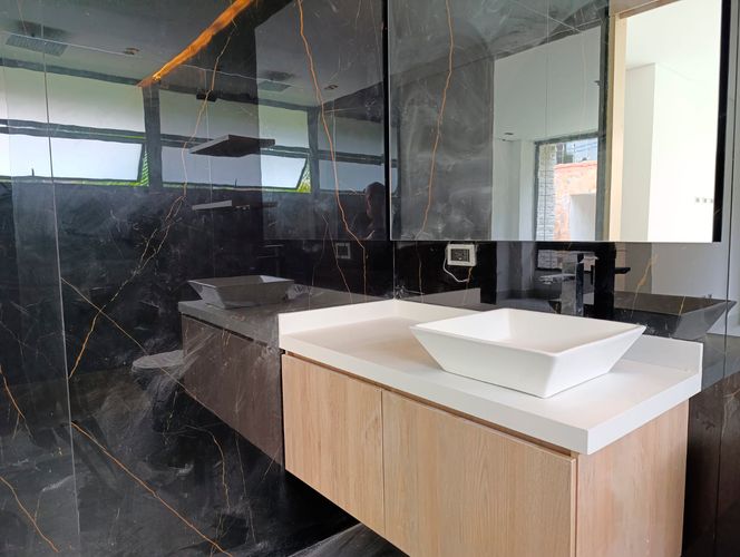 Casa de 4 alcobas en venta en El Tesoro, Medellín, 440 m² · foto 15 de 16
