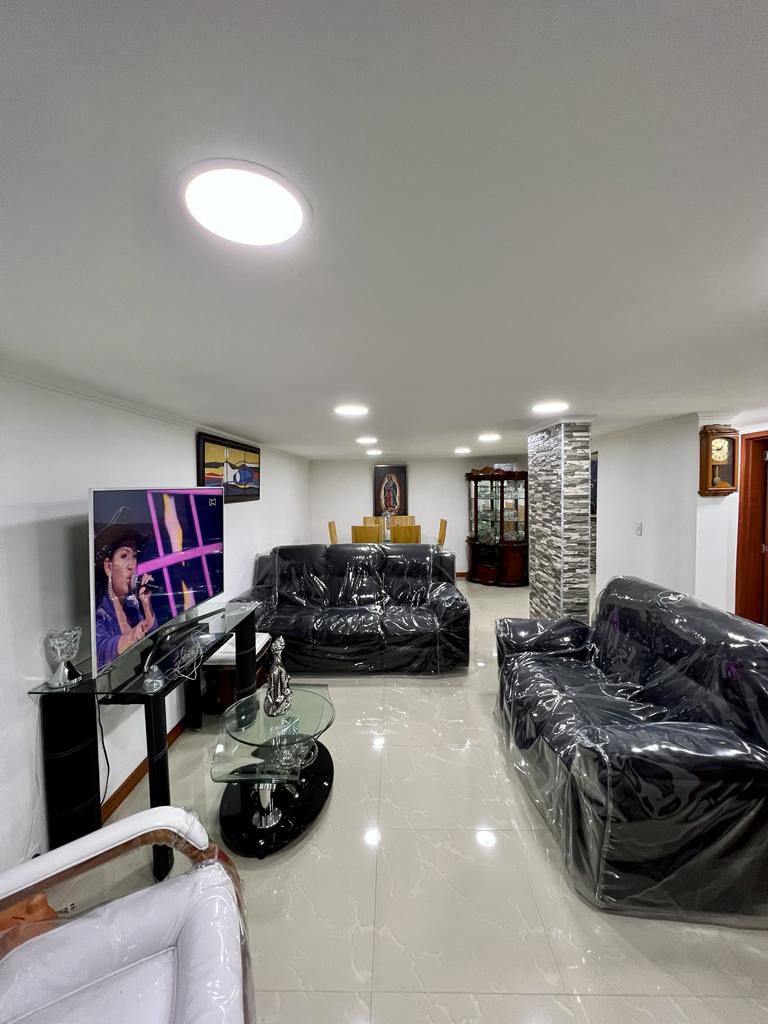 Casa en venta en Minuto De Dios, Bogotá · foto 3 de 13