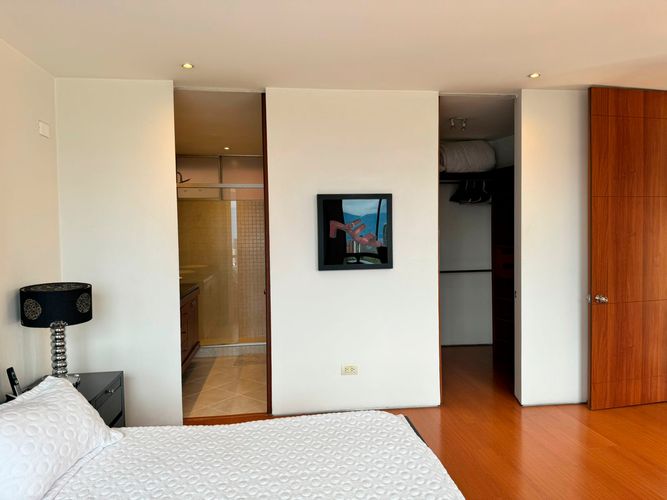 Apartamento de 2 alcobas en arriendo en El Tesoro, Medellín, 120 m² · foto 8 de 15