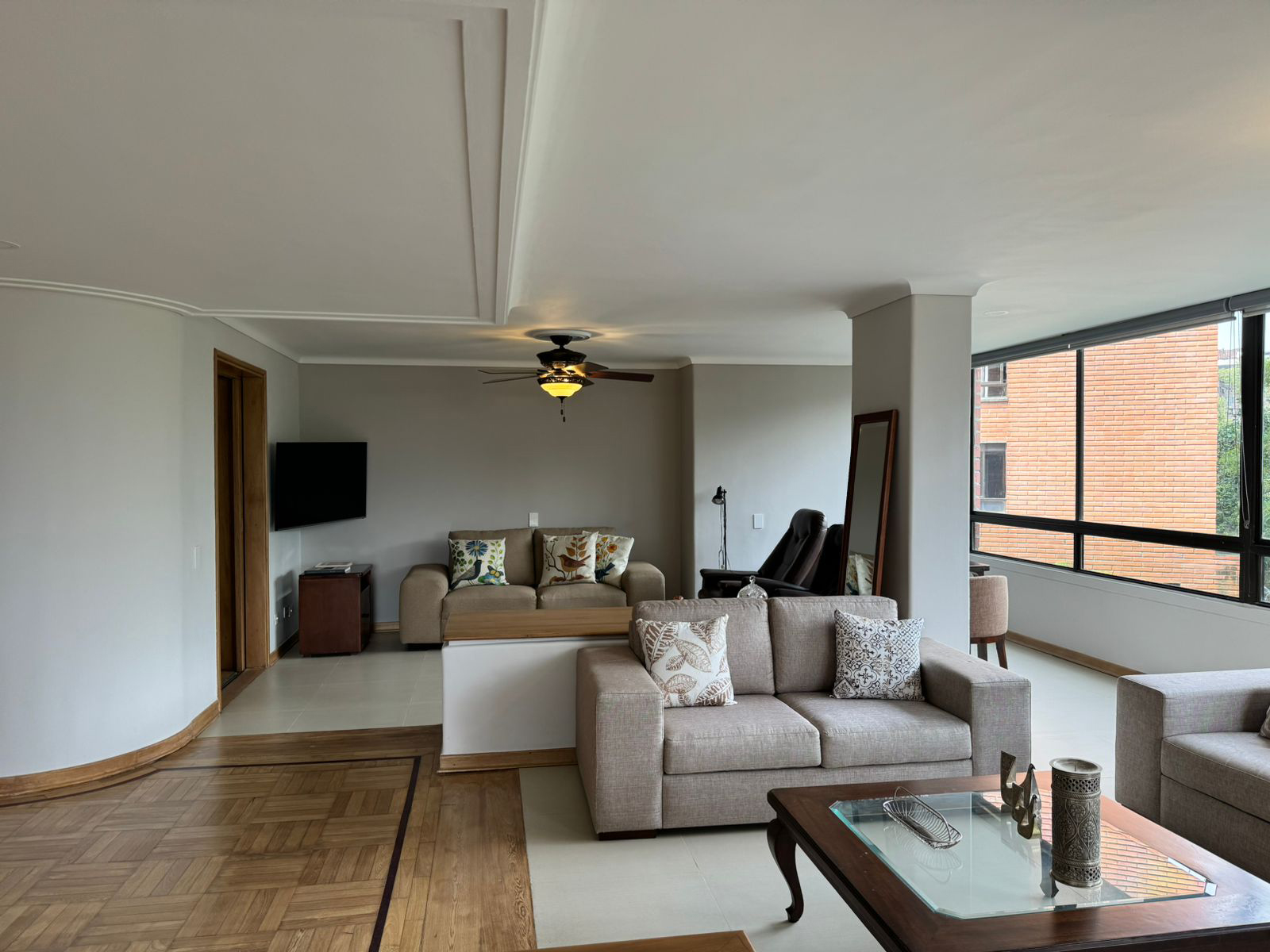 Apartamento en arriendo en Vizcaya, Medellín · foto 5 de 19