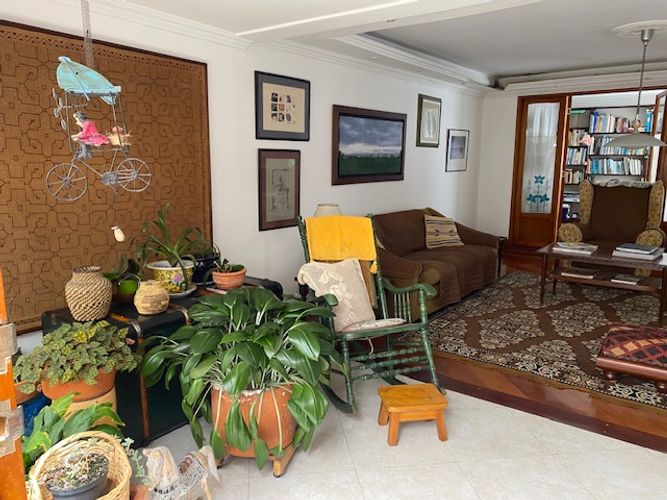 Casa de 4 alcobas en venta en El Batán, Bogotá, 212 m² · foto 8 de 24