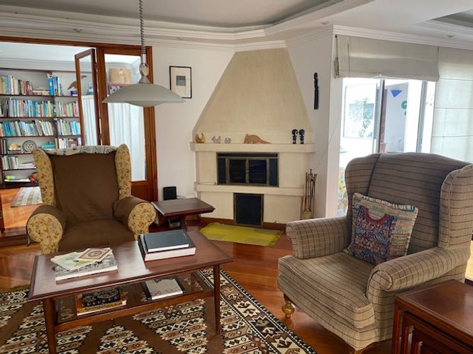 Casa de 4 alcobas en venta en El Batán, Bogotá, 212 m² · foto 2 de 24