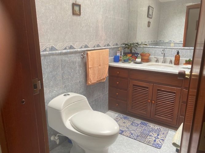 Casa de 4 alcobas en venta en El Batán, Bogotá, 212 m² · foto 22 de 24