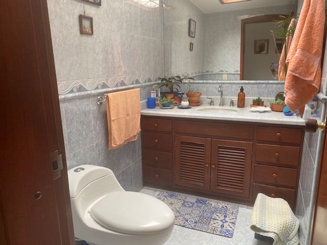 Casa de 4 alcobas en venta en El Batán, Bogotá, 212 m² · foto 21 de 24