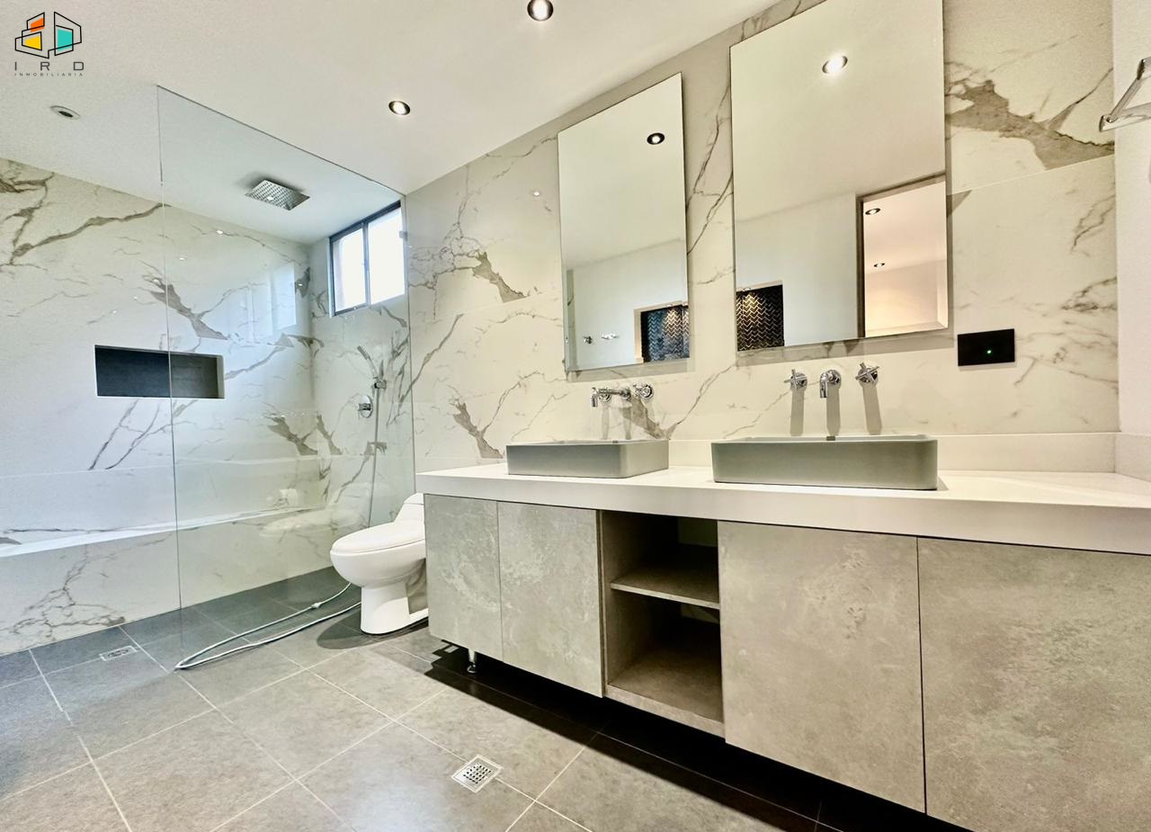 Apartamento en arriendo en Los Balsos, Medellín · foto 17 de 24