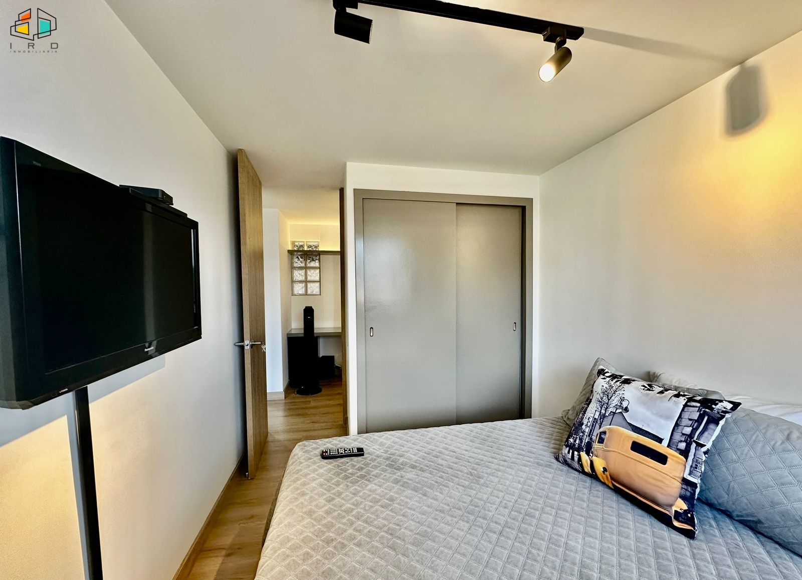 Apartamento en arriendo en El Poblado, Medellín · foto 17 de 24