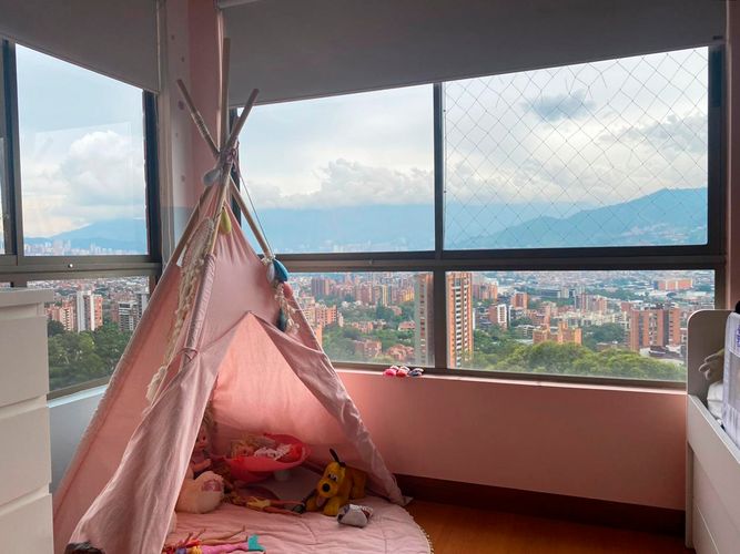 Apartamento de 3 alcobas en arriendo en El Diamante No.2, Medellín, 164 m² · foto 10 de 19