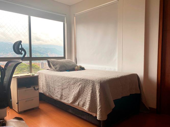 Apartamento de 3 alcobas en arriendo en El Diamante No.2, Medellín, 164 m² · foto 18 de 19