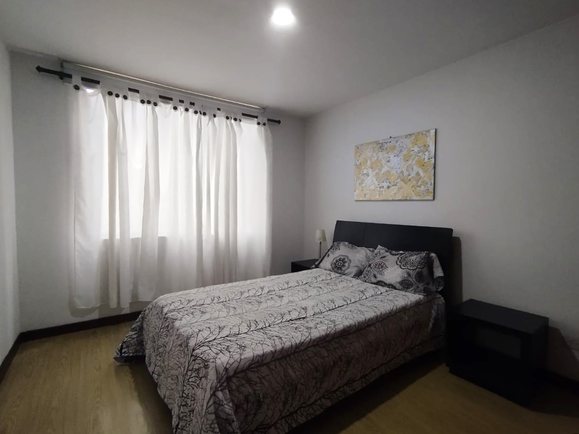 Apartamento en arriendo en Lalinde, Medellín · foto 5 de 15