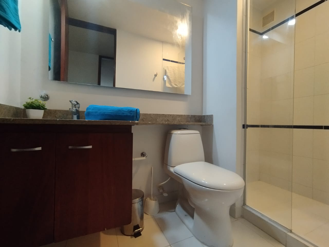 Apartamento en arriendo en Lalinde, Medellín · foto 13 de 15